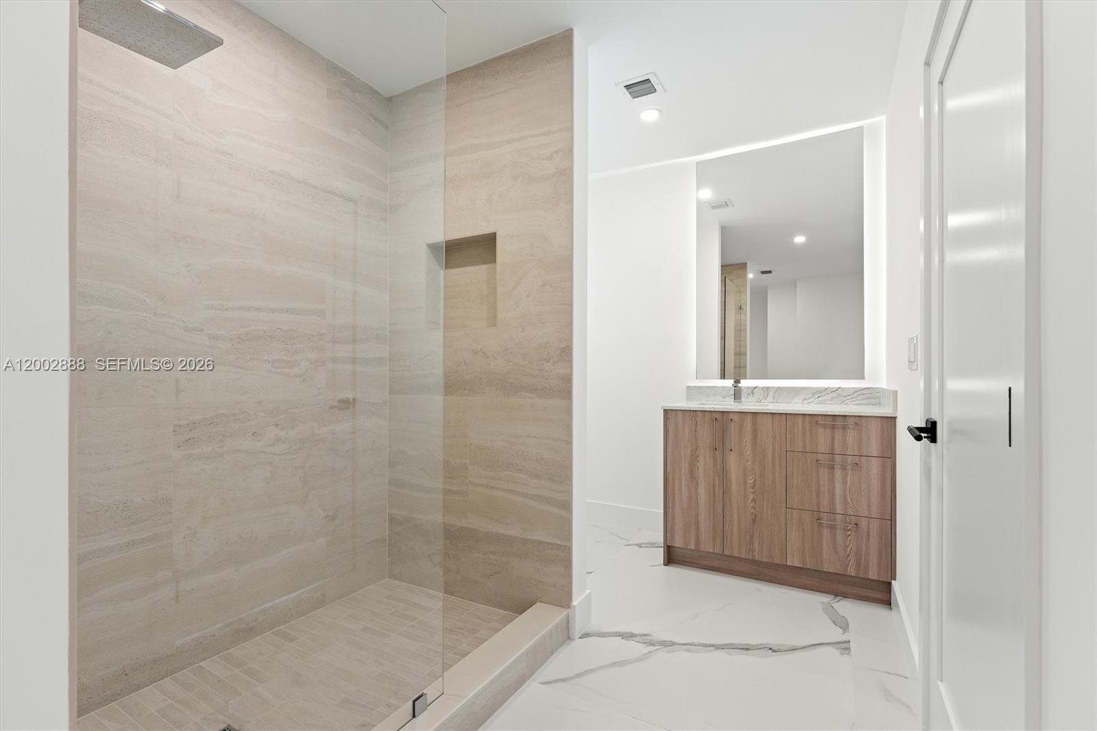 ENCHANTED LAKE SEC 5 - Residential