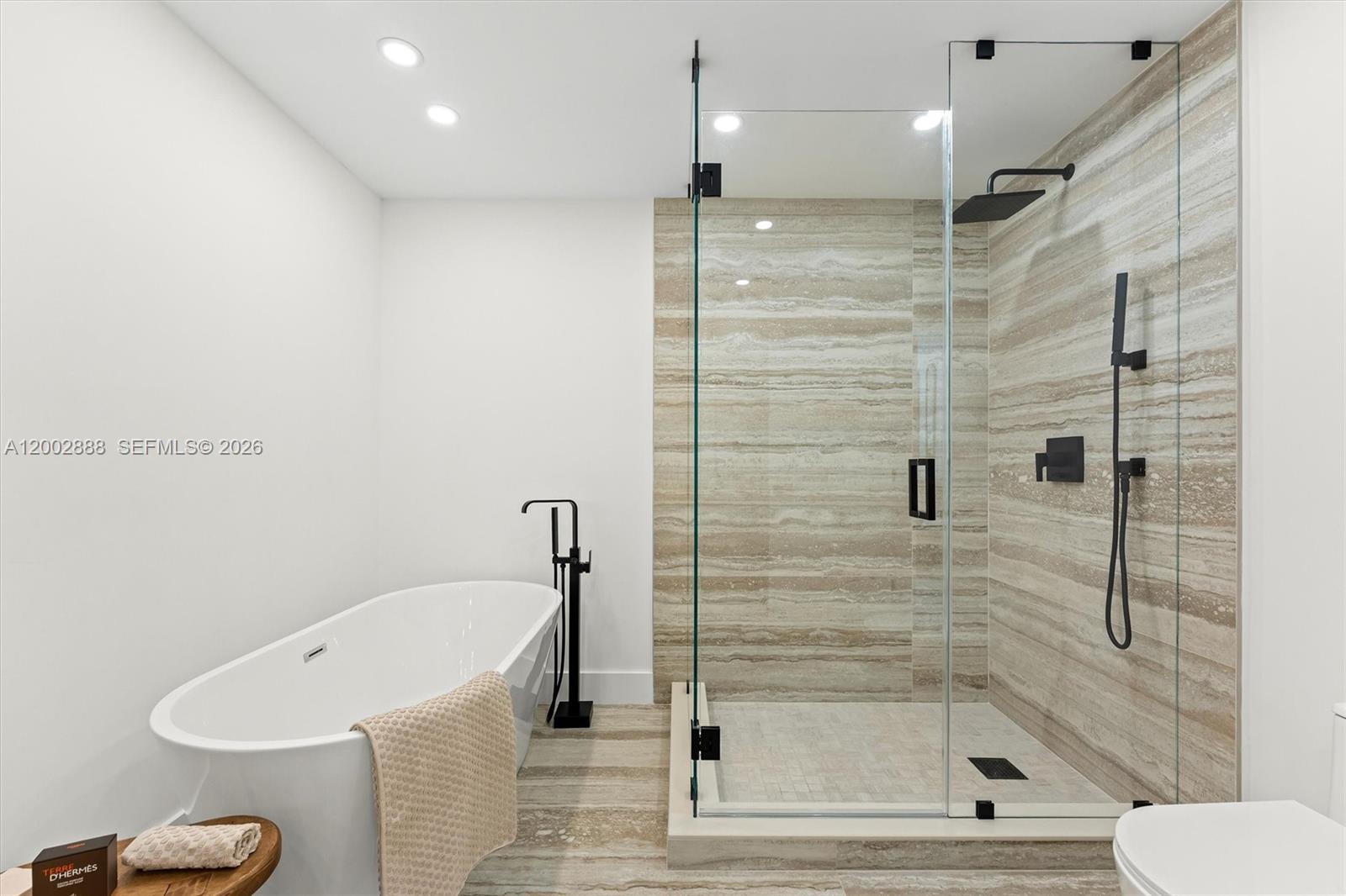 ENCHANTED LAKE SEC 5 - Residential