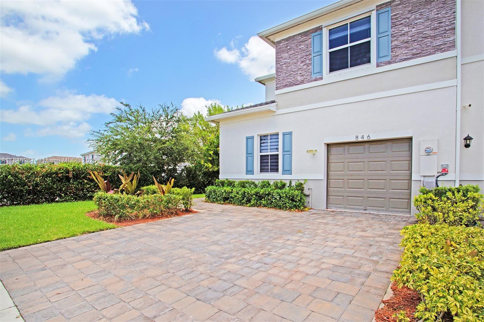 CEDAR AT KEYS GATE - Residential