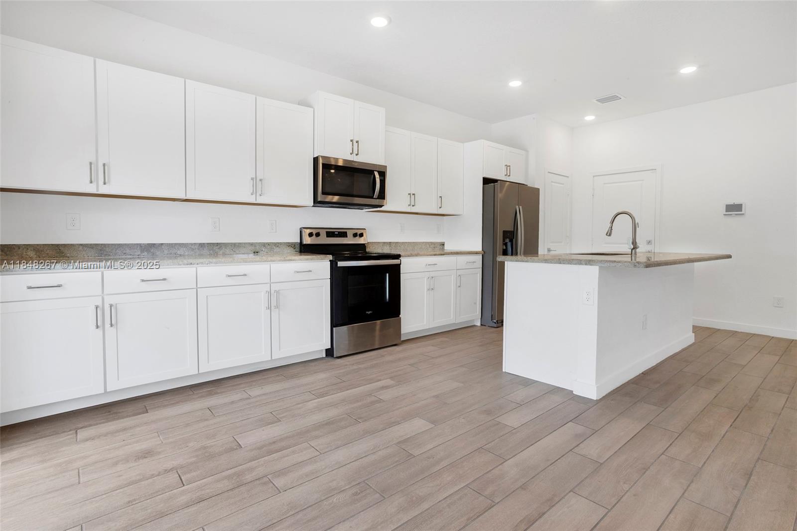 CEDAR AT KEYS GATE - Residential