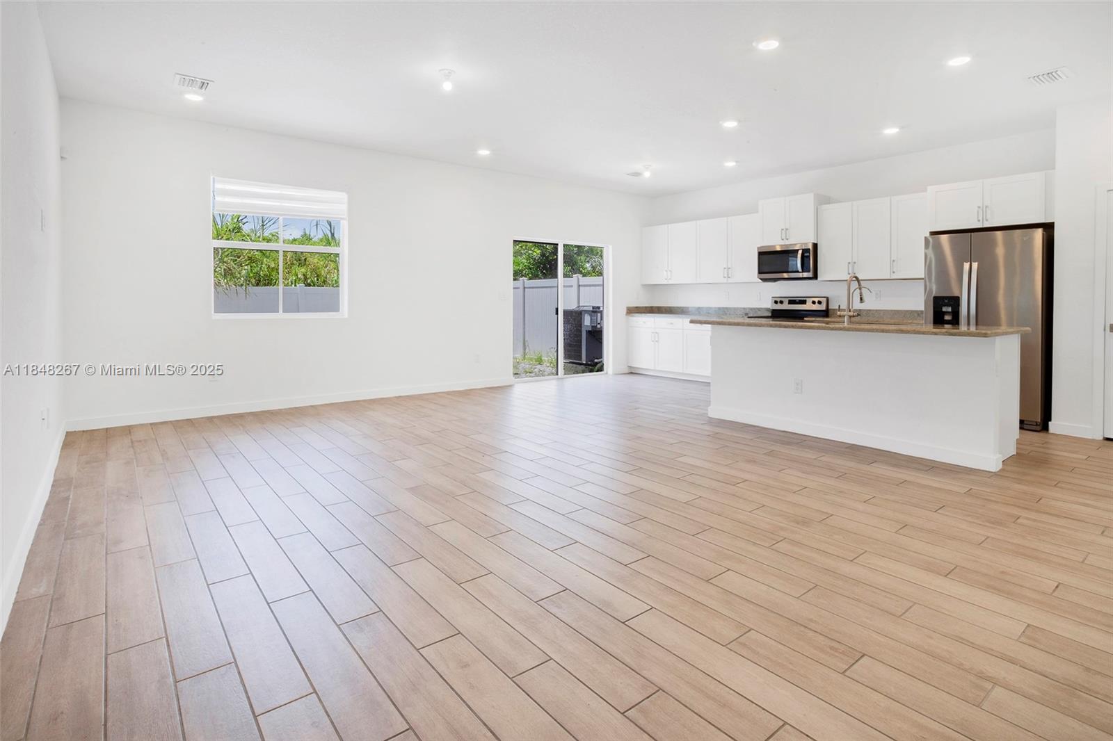 CEDAR AT KEYS GATE - Residential