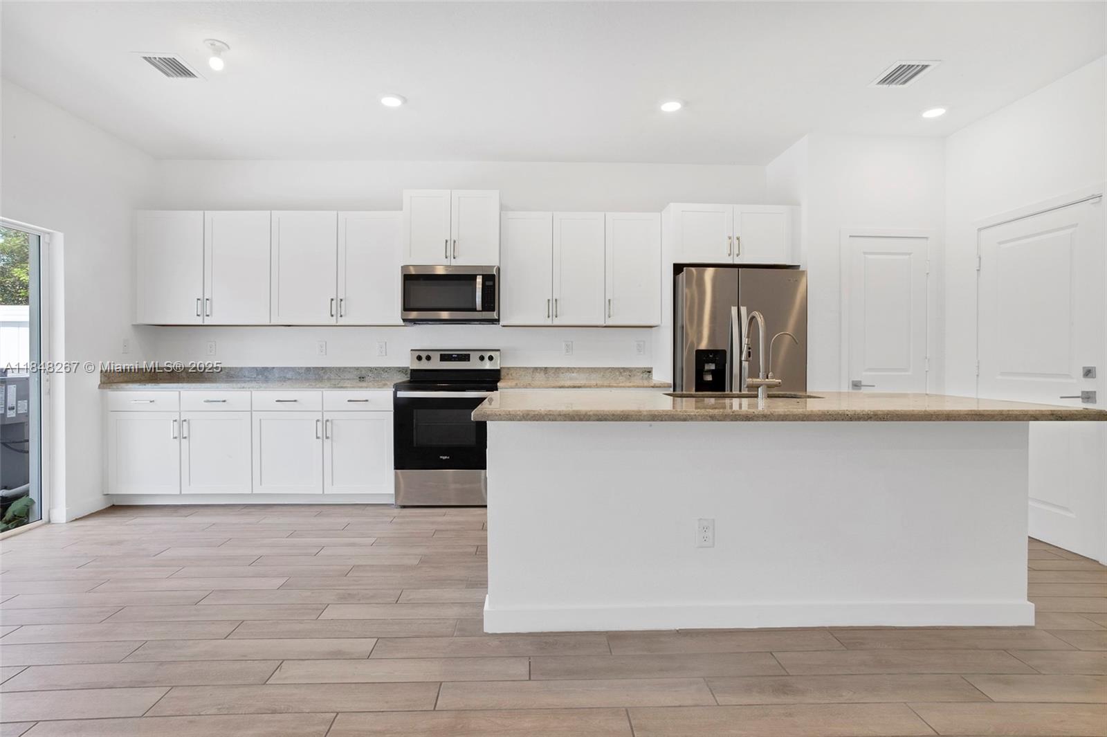 CEDAR AT KEYS GATE - Residential