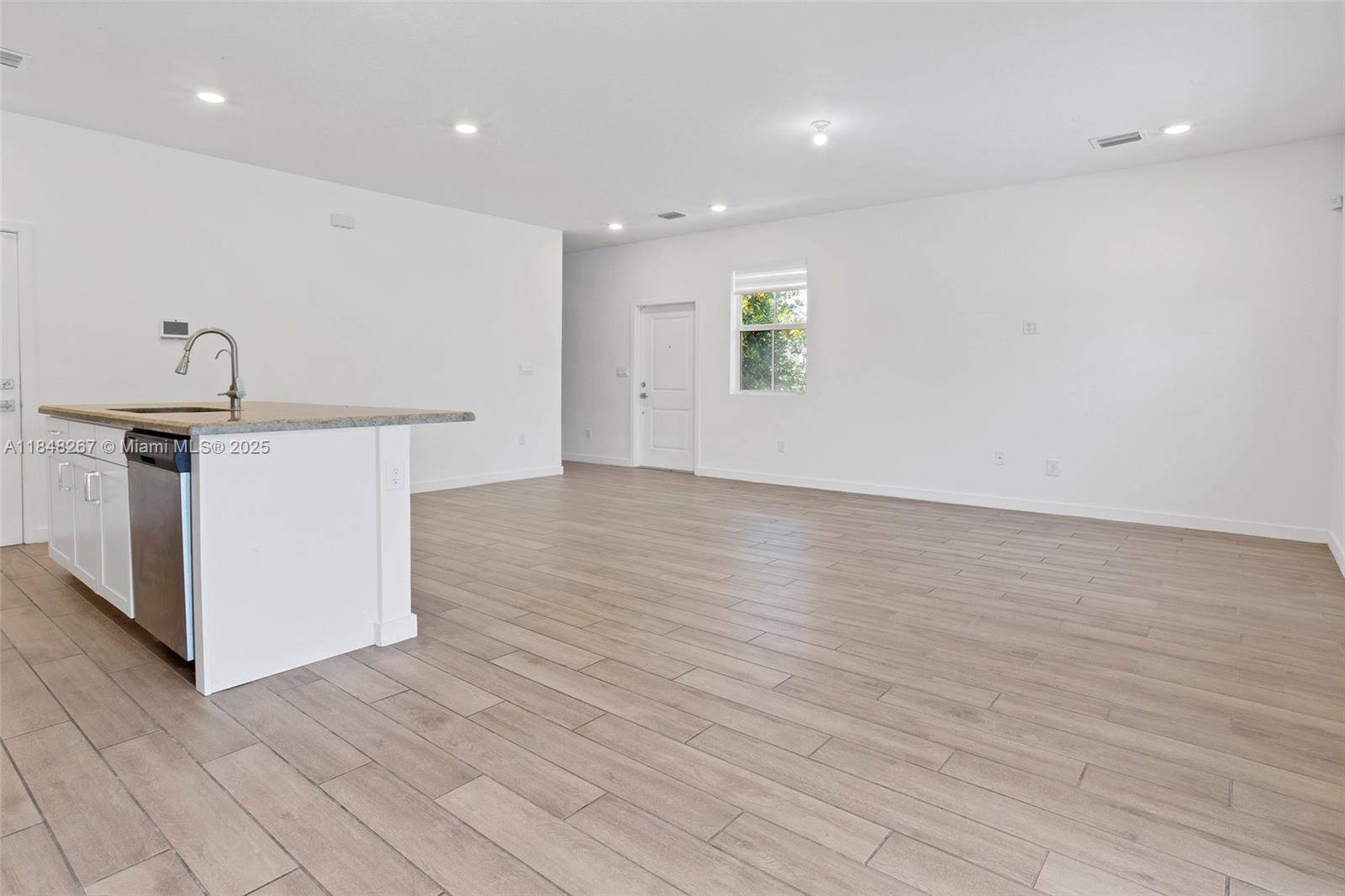 CEDAR AT KEYS GATE - Residential