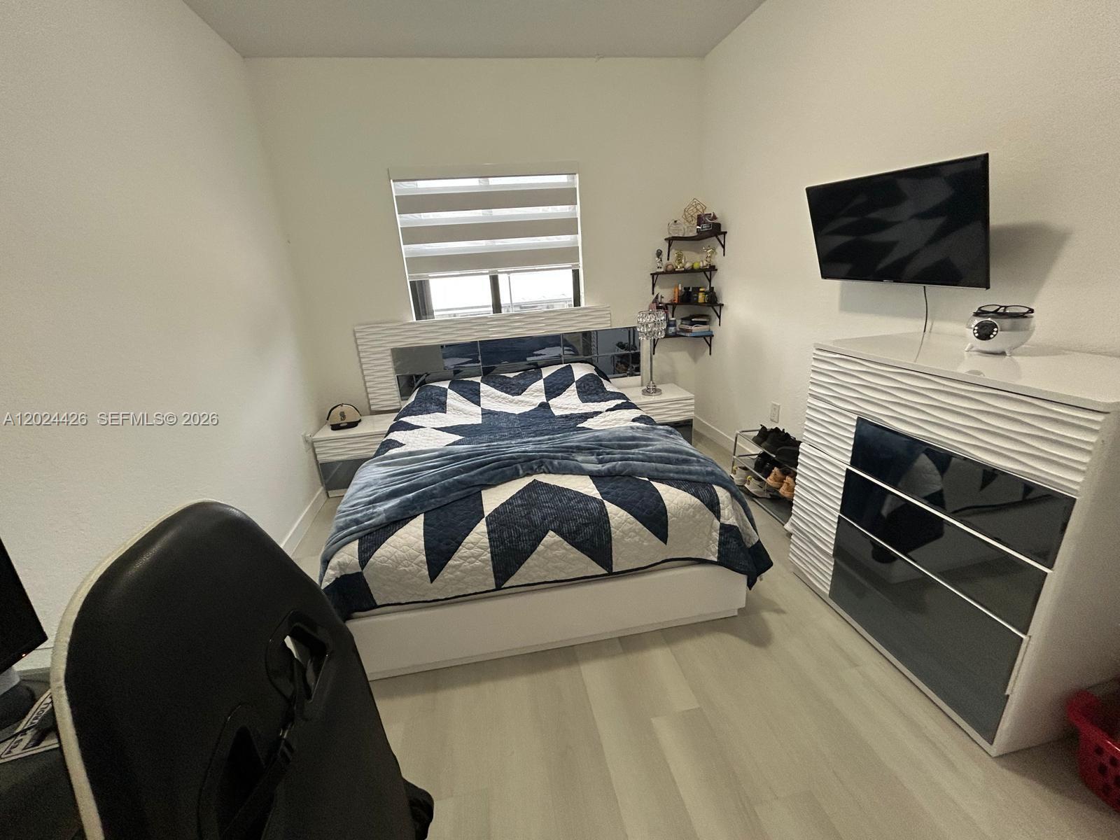 TROPICAL BREEZE TOWNHOUSE - Residential