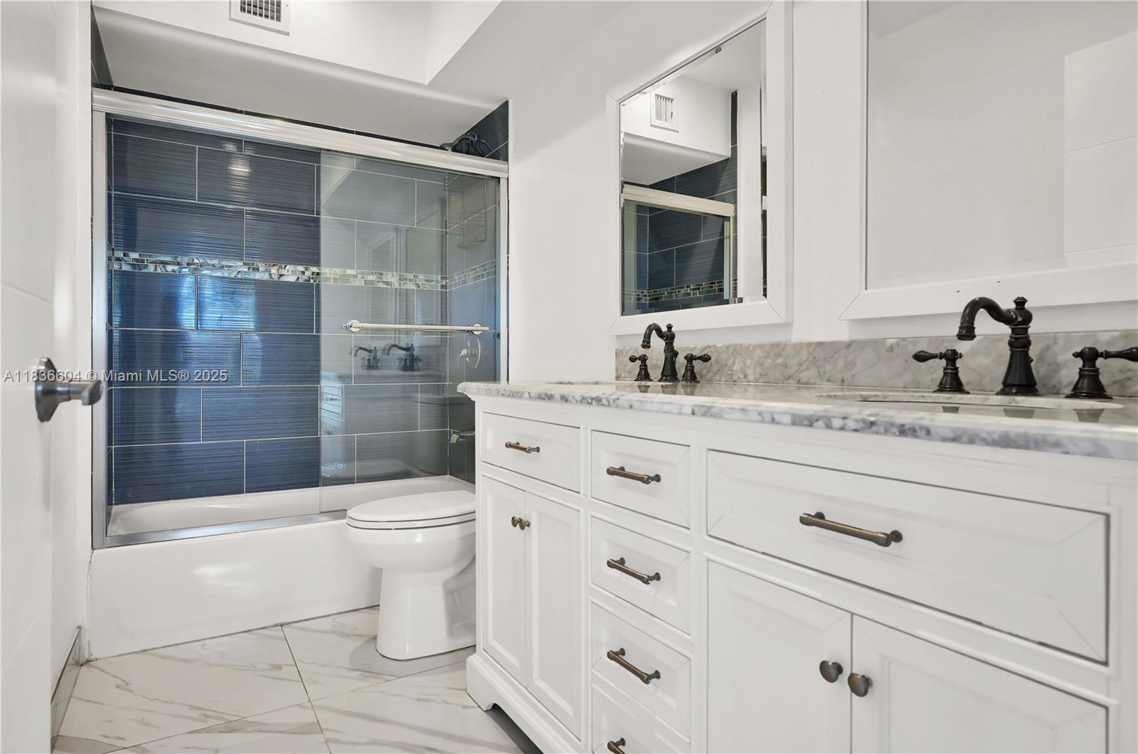 HOLLYWOOD HILLS AMEN PLAT - Residential