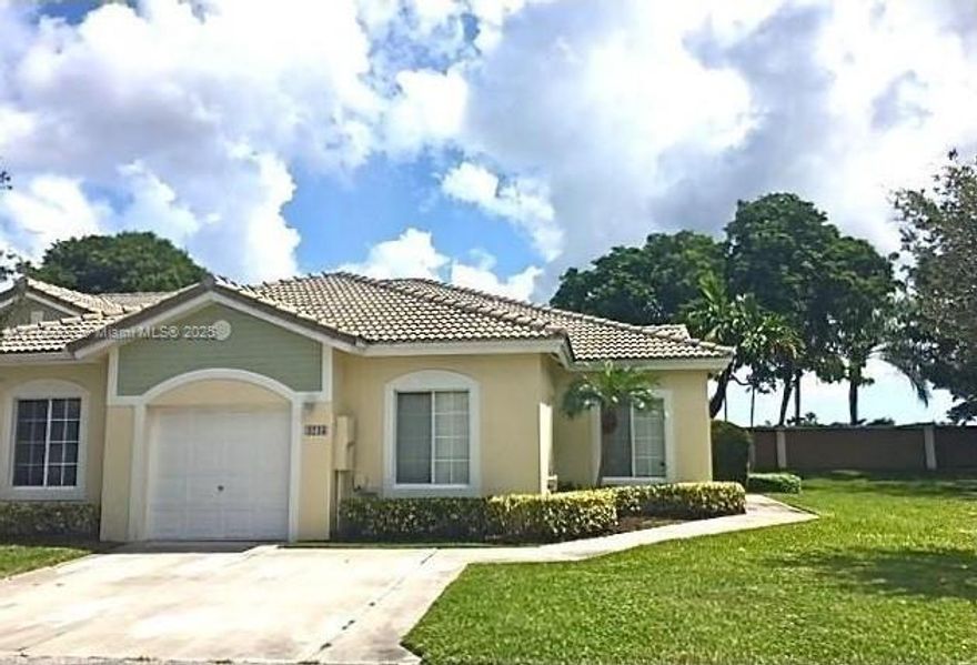 Online Auction Starts March 12, 2025, at 10:00 AM EST. Pre-auction offers will be presented. Deposit is required to bid, which will be applied to the sale price of the winning bid. Sold As-is. Offers and bids must be submitted through the Federa Home app.