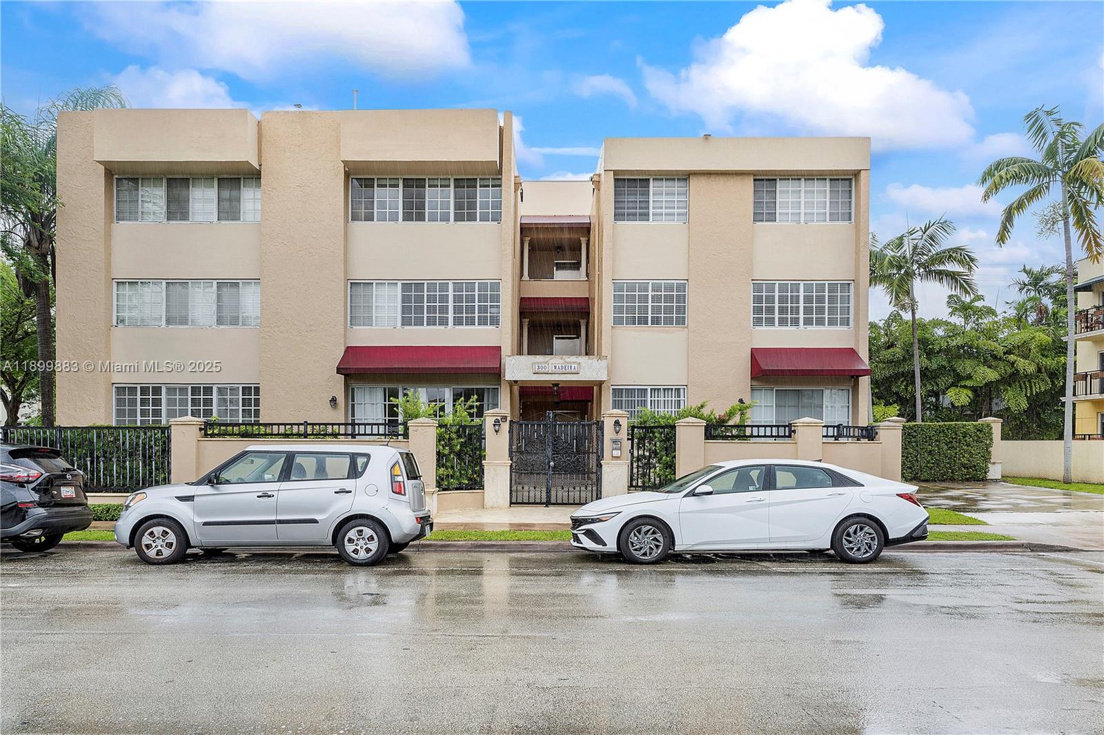 MADEIRA VILLAGE CONDO - Residential Lease