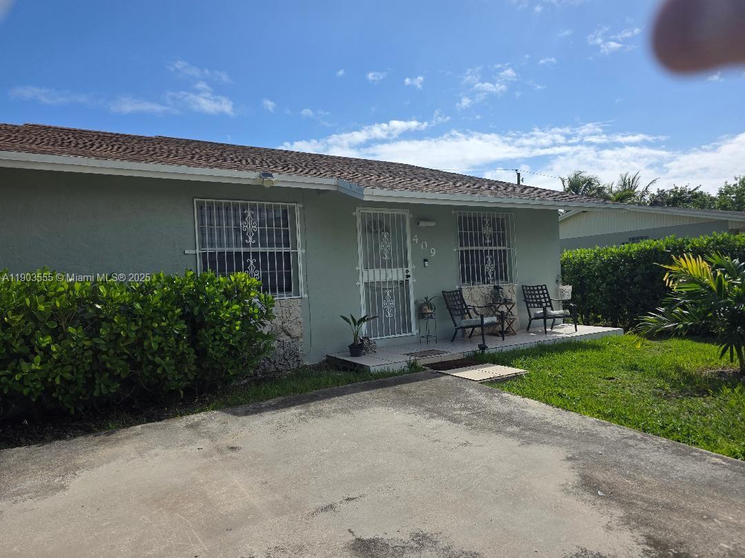 FRIEDLAND MANOR - Residential Lease