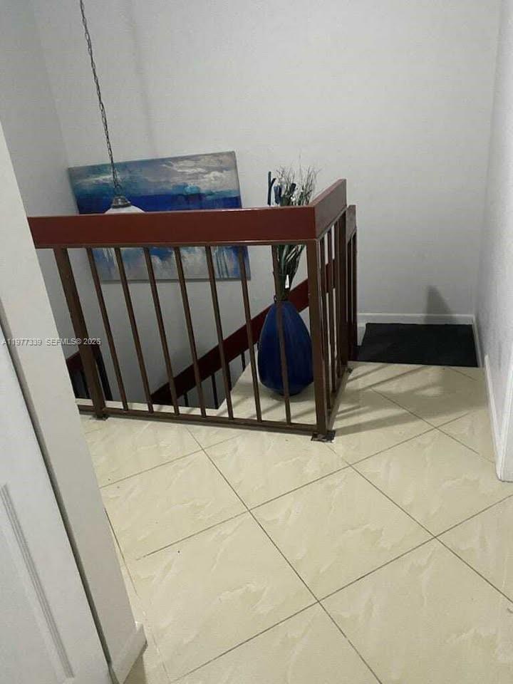 WIMBLEDON TOWNHOUSE III-1 - Residential Lease