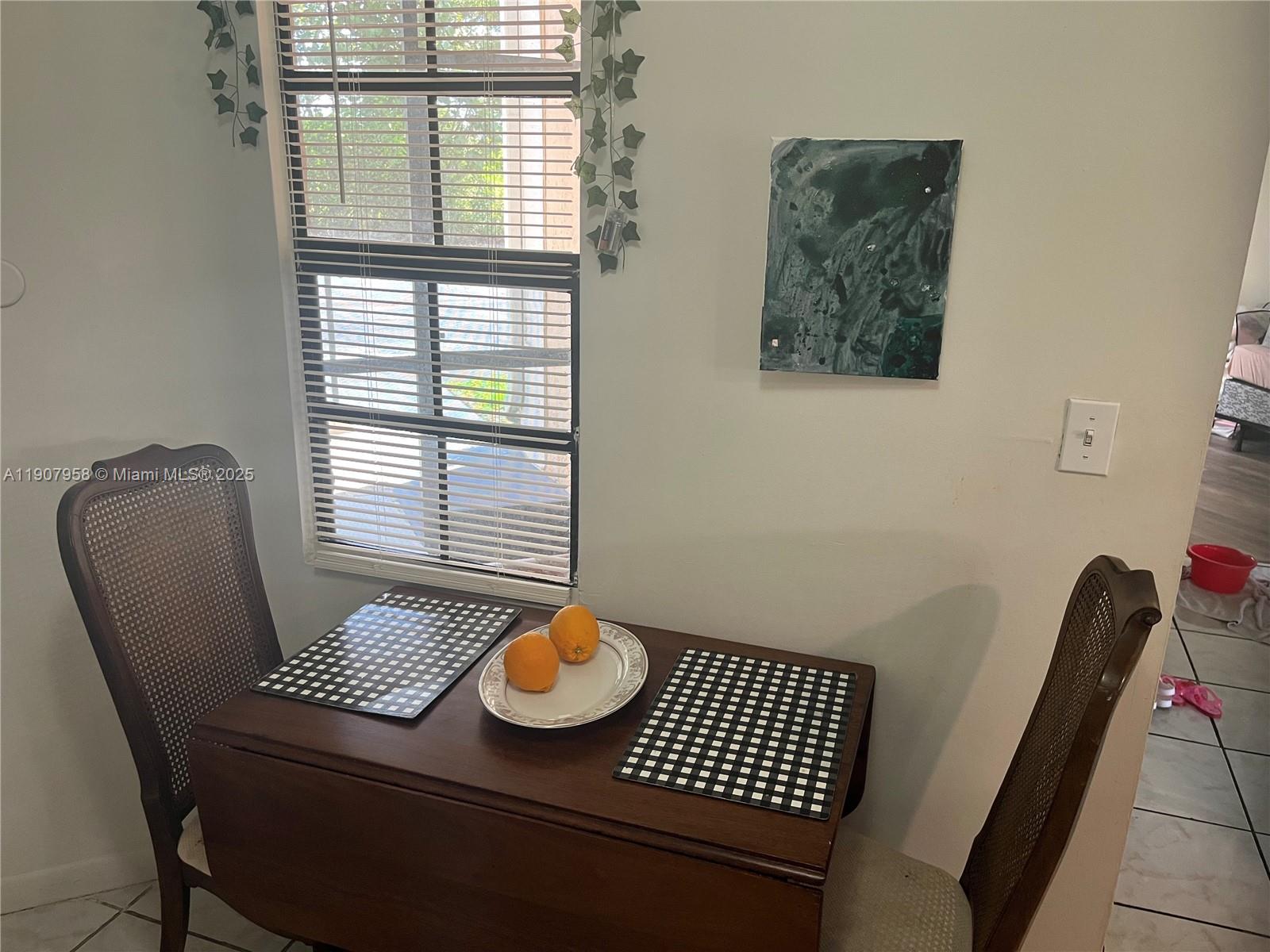 LAKESHORE CONDO 7 - Residential Lease