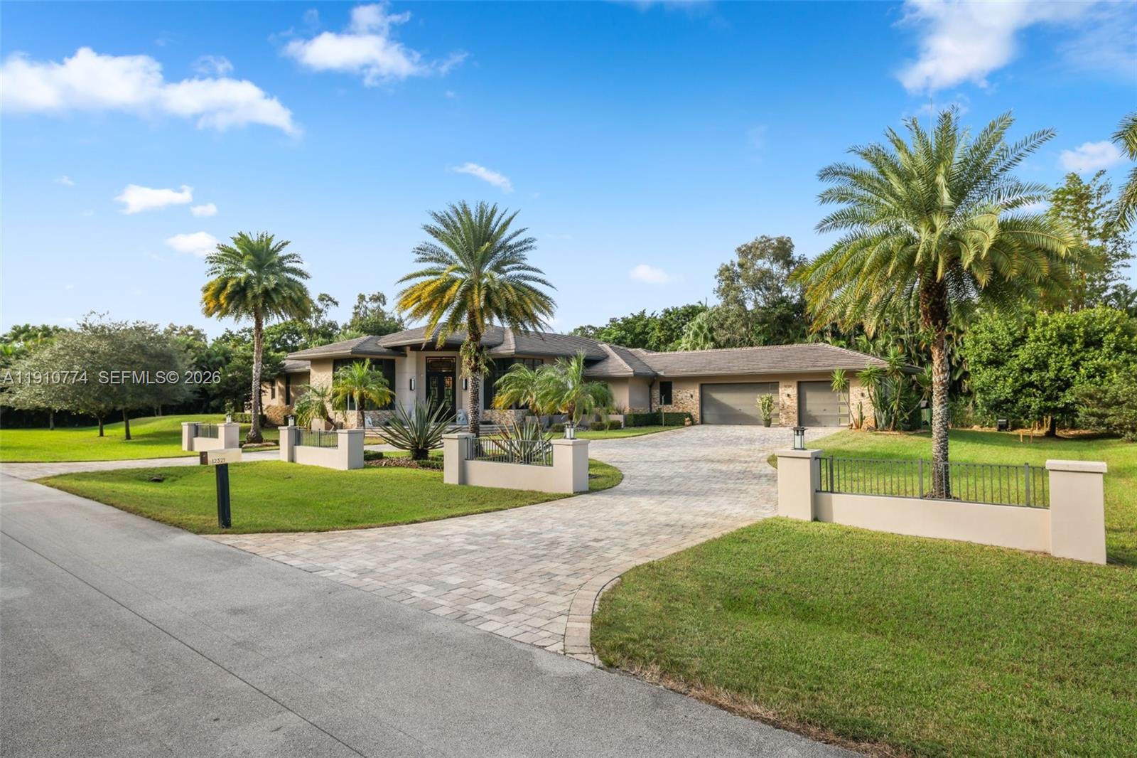 FLA FRUIT LANDS CO - Residential