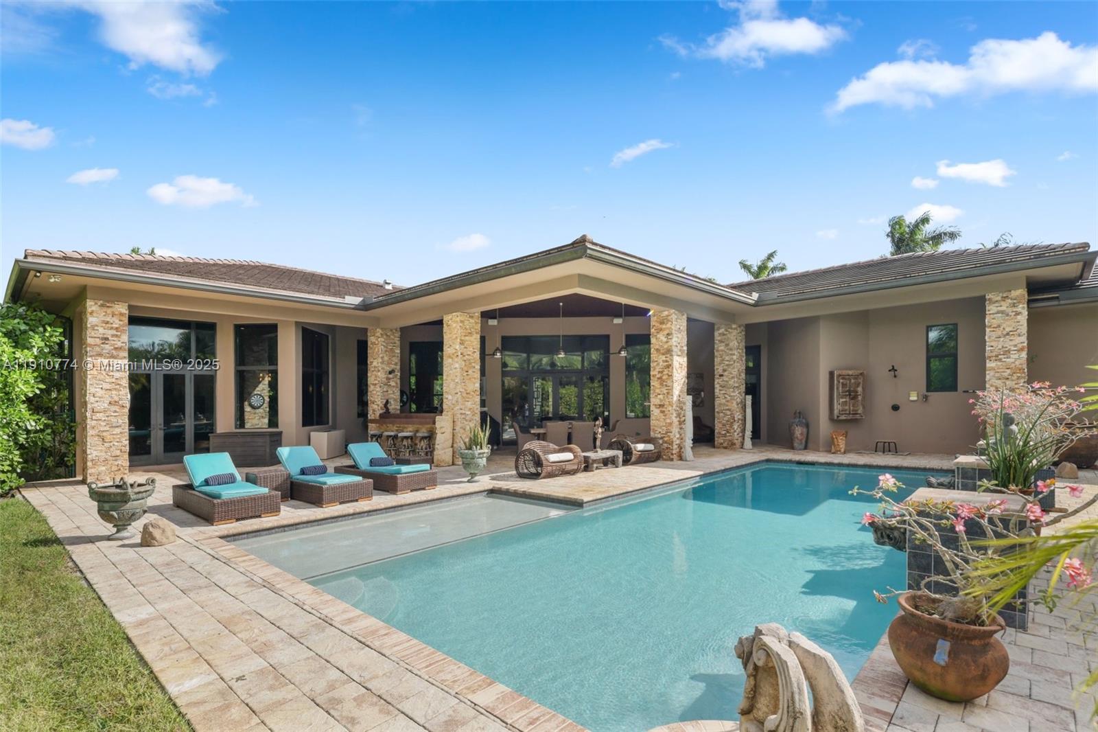 FLA FRUIT LANDS CO - Residential