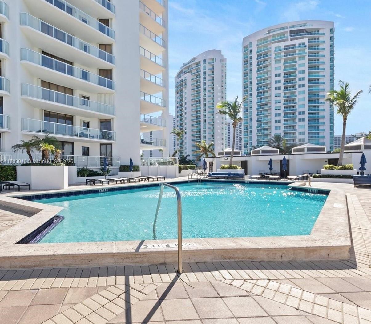 MARINA TOWER CONDO - Residential