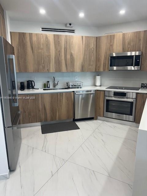 MARINA TOWER CONDO - Residential