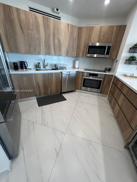 MARINA TOWER CONDO - Residential