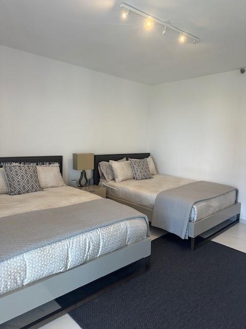 MARINA TOWER CONDO - Residential