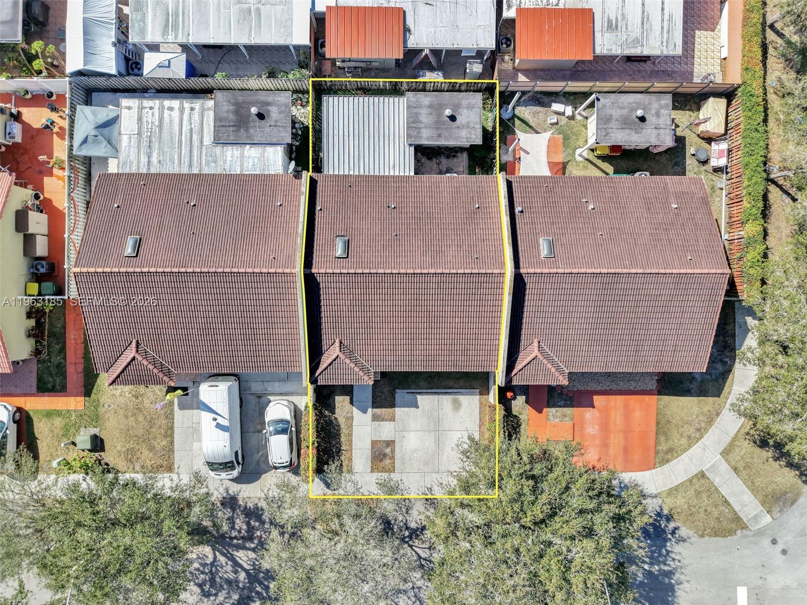 GREEN GABLES - Residential