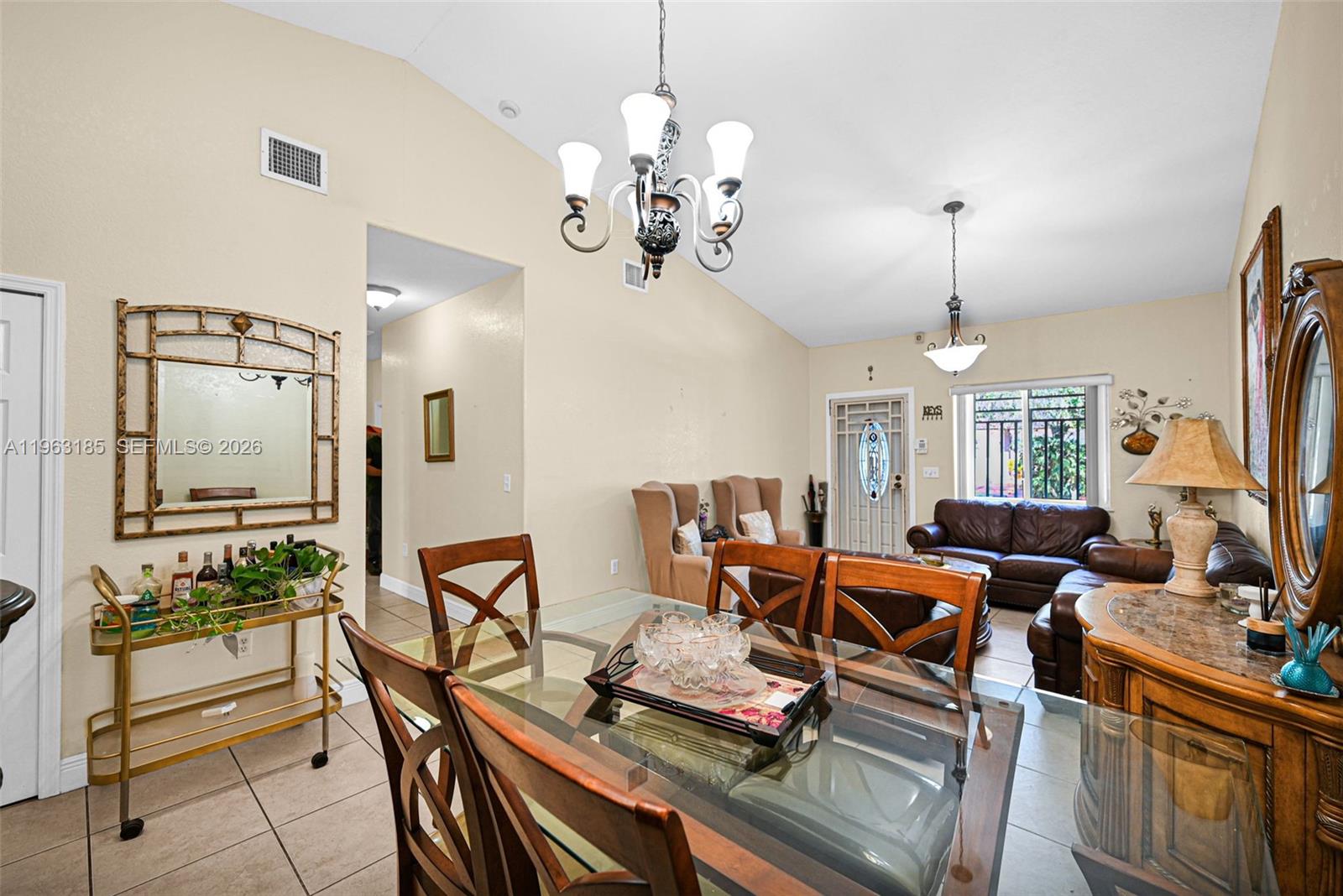 GREEN GABLES - Residential