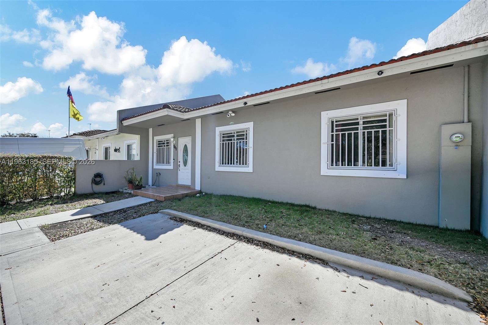 GREEN GABLES - Residential