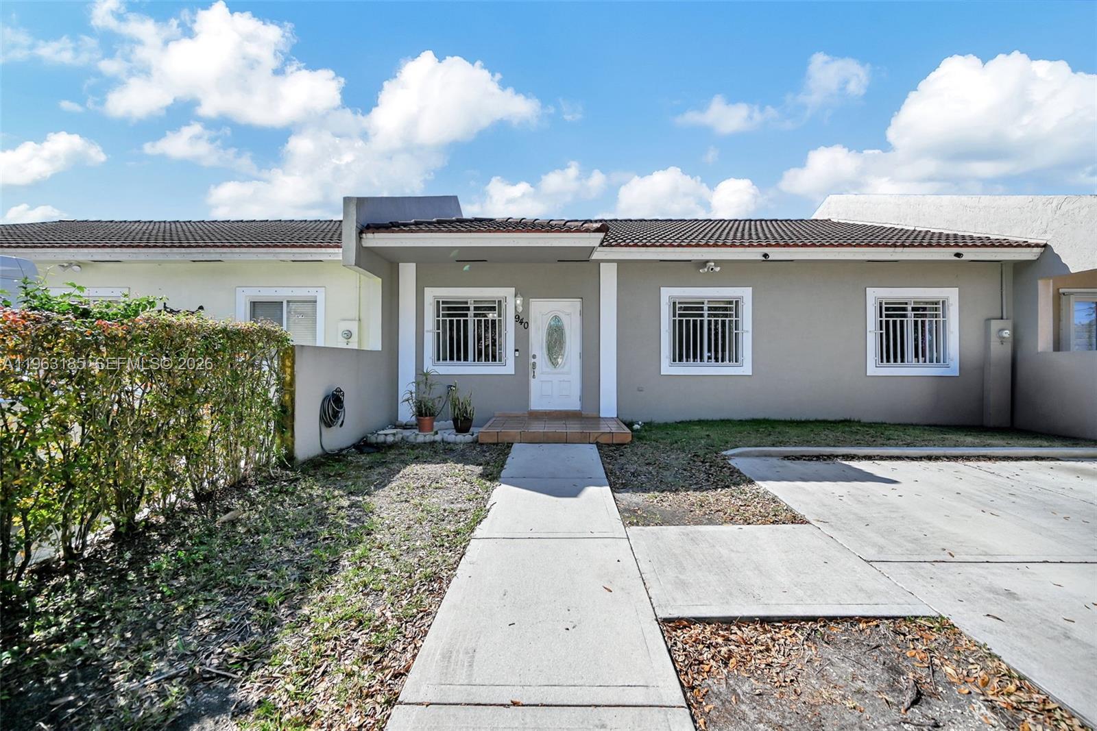 GREEN GABLES - Residential