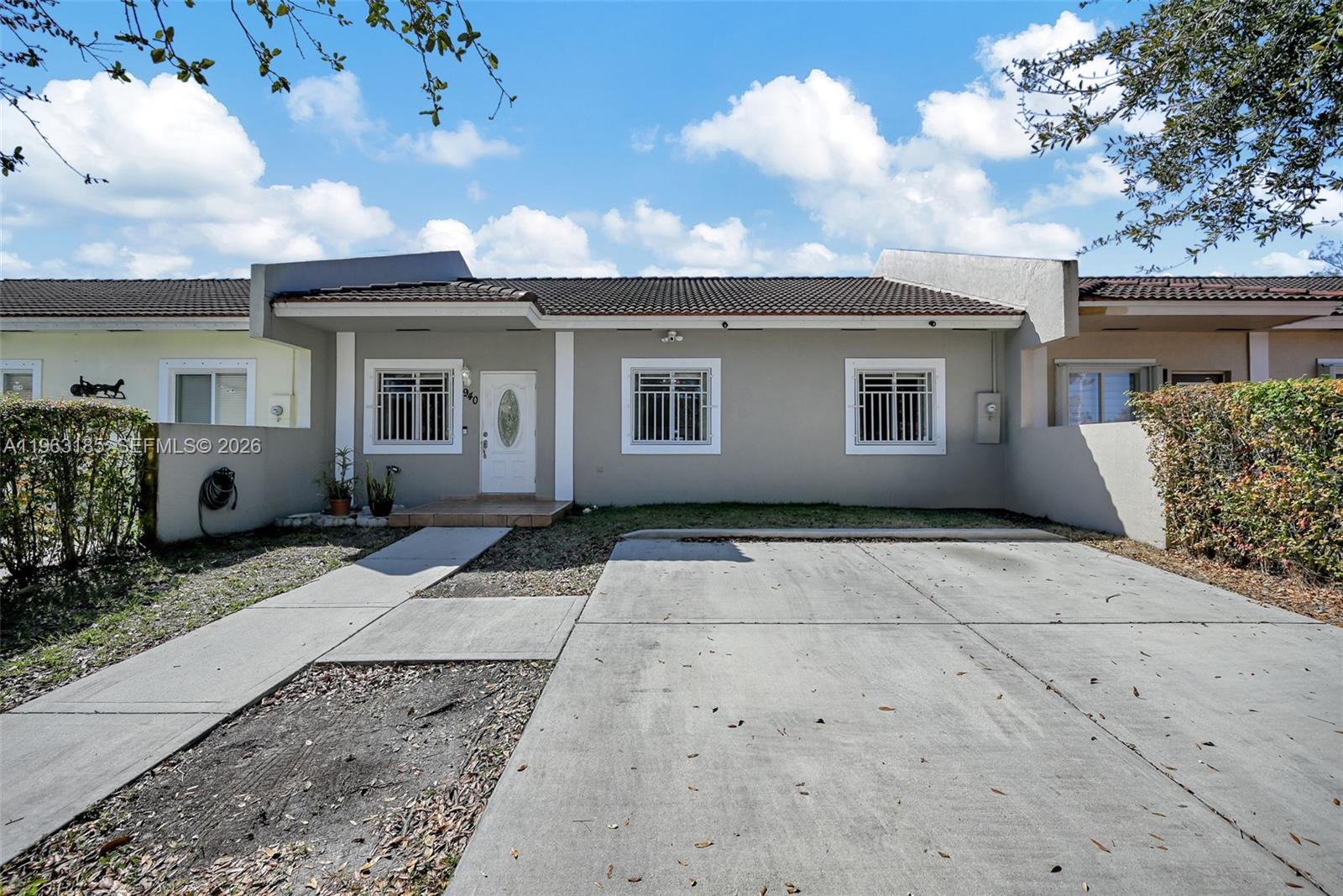 GREEN GABLES - Residential