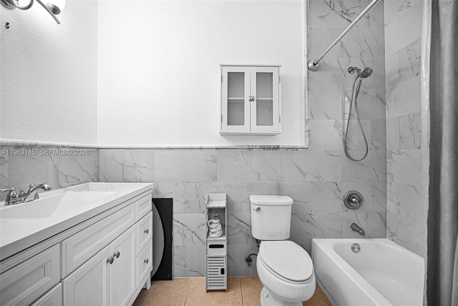 GREEN GABLES - Residential