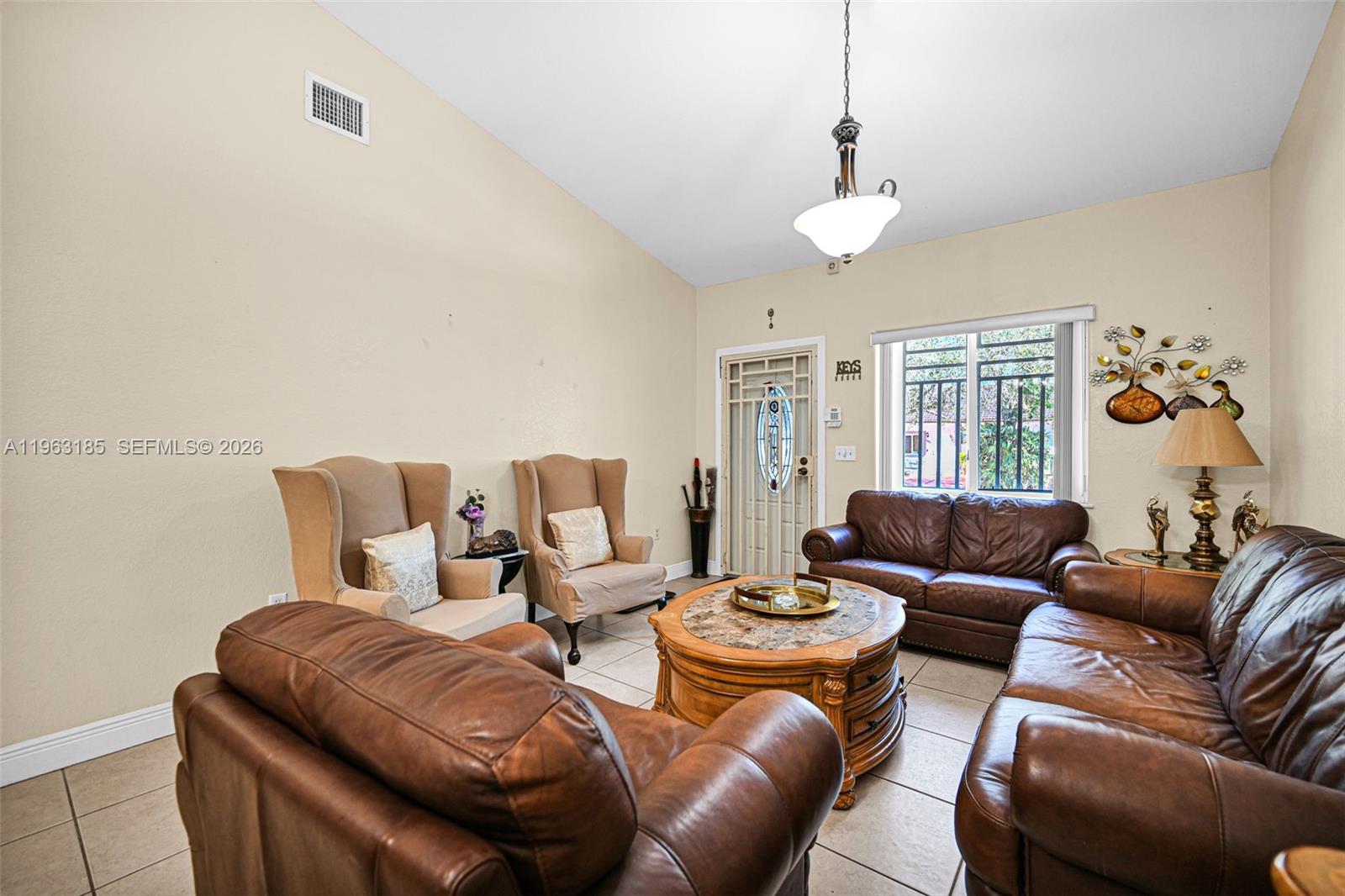 GREEN GABLES - Residential