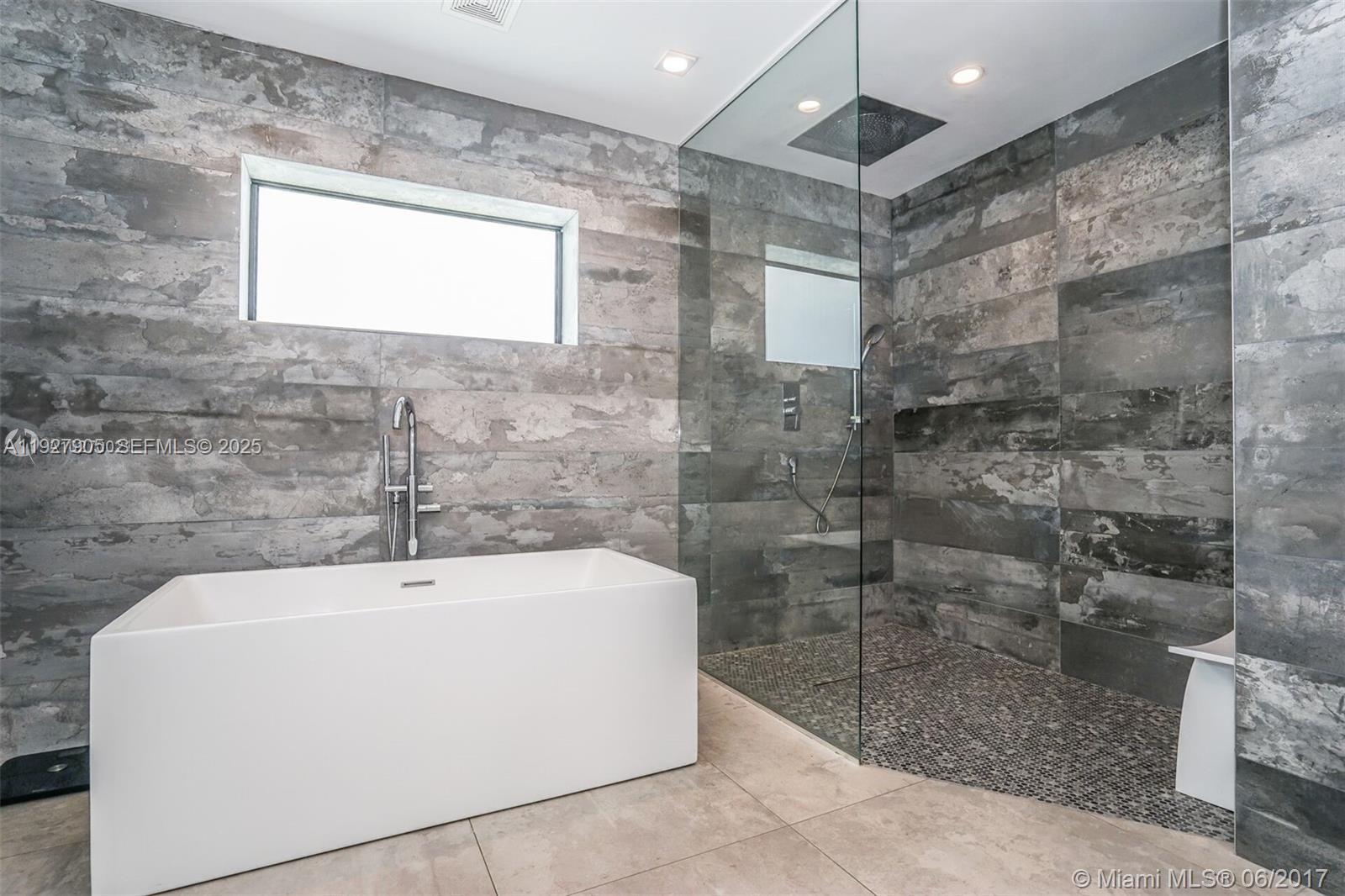 NORMANDY GOLF COURSE - Residential