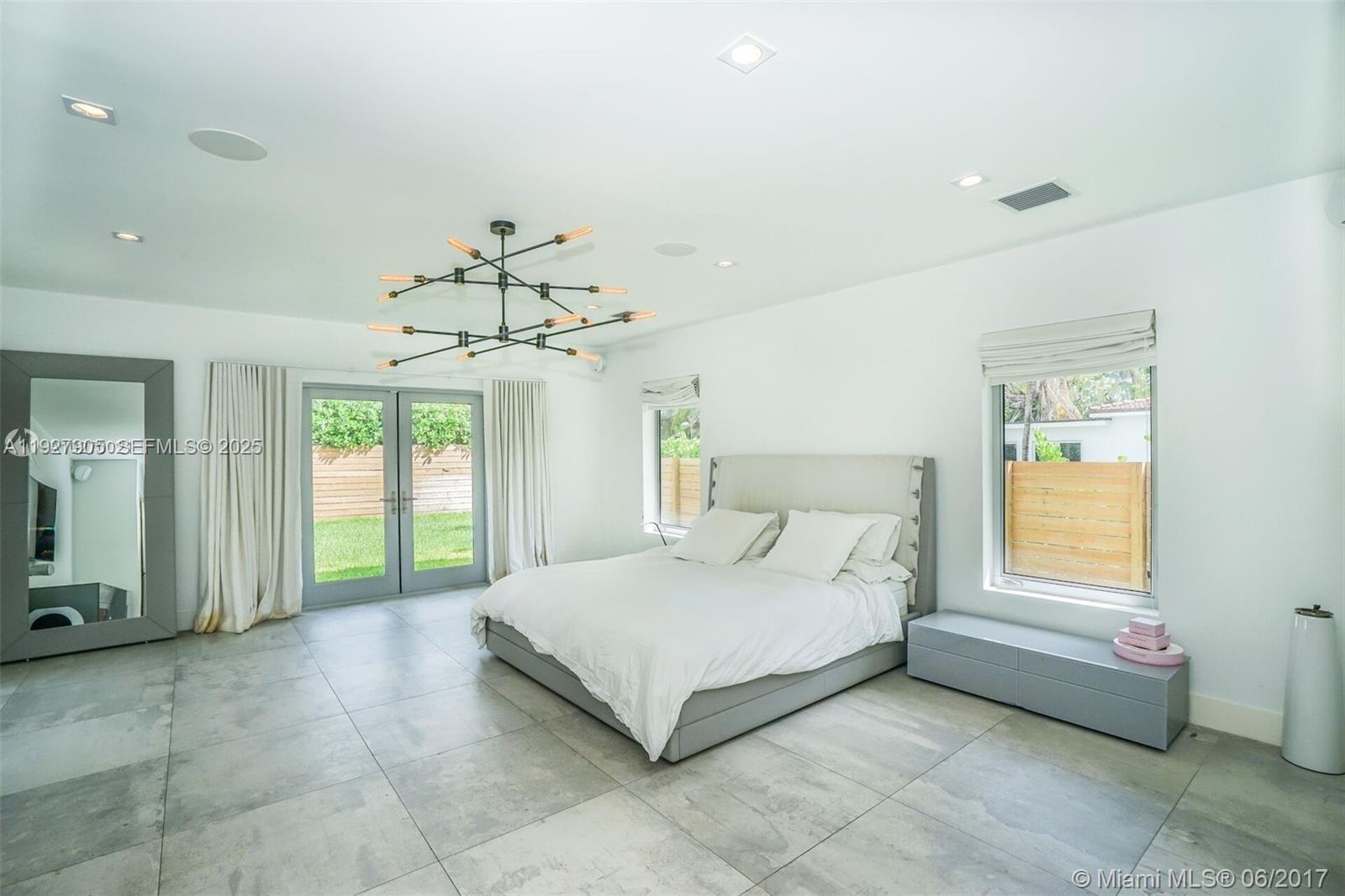 NORMANDY GOLF COURSE - Residential