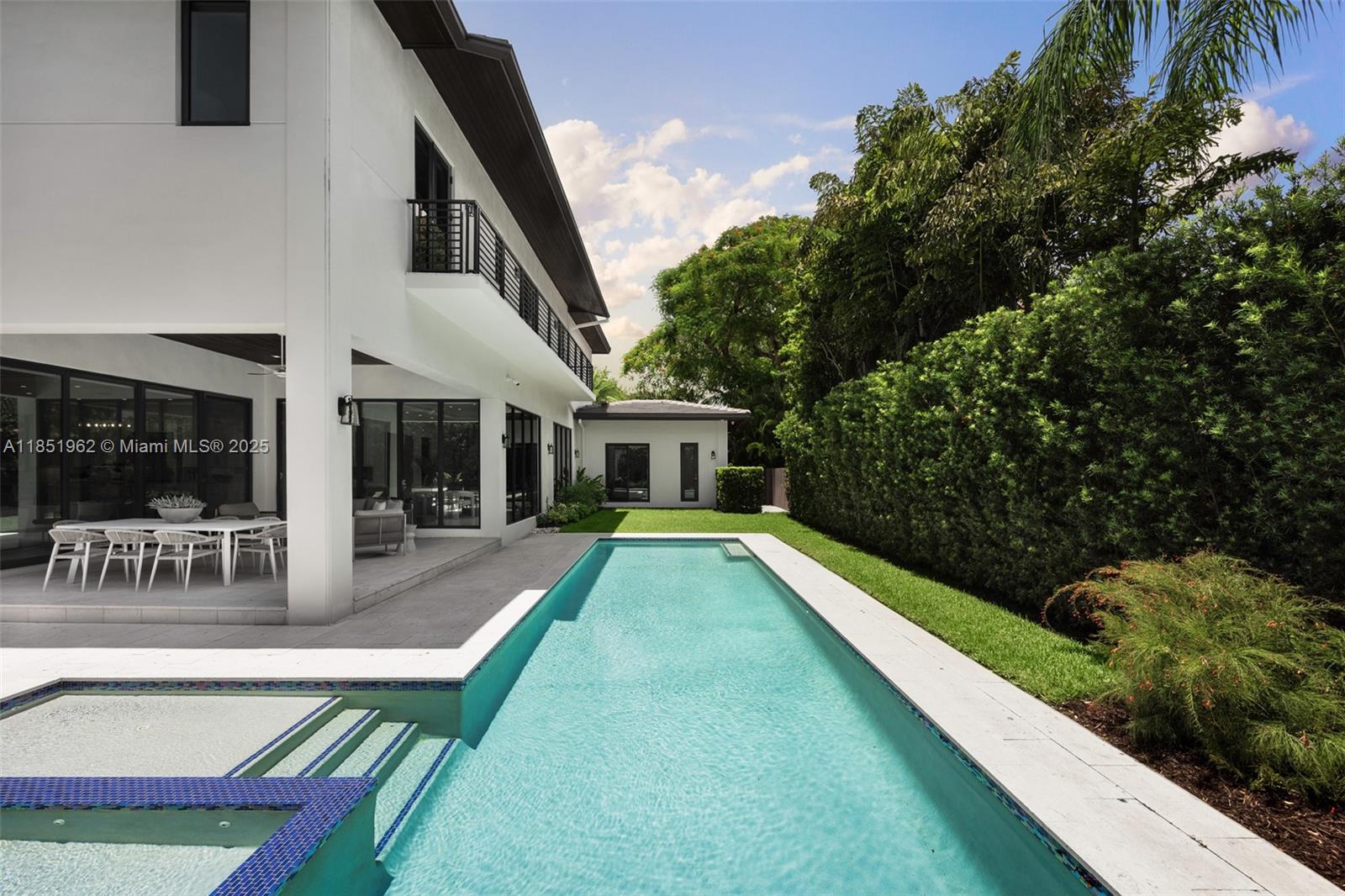 HIGH PINES REV PLAT OF 2N - Residential