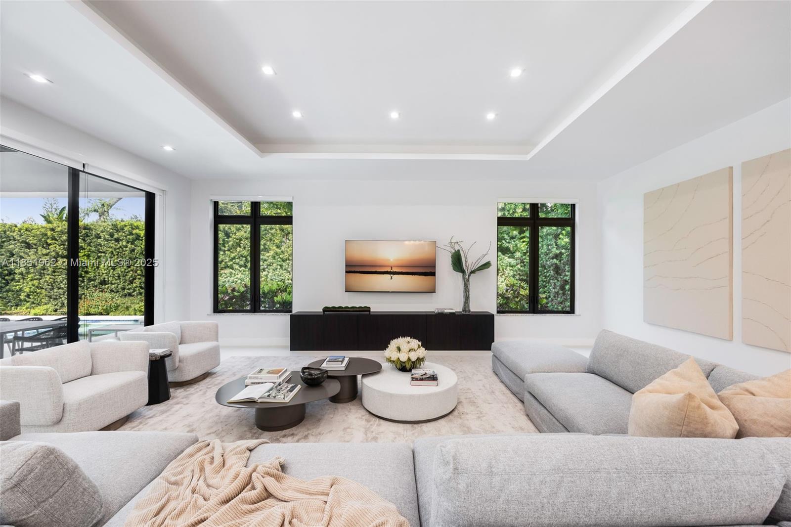 HIGH PINES REV PLAT OF 2N - Residential