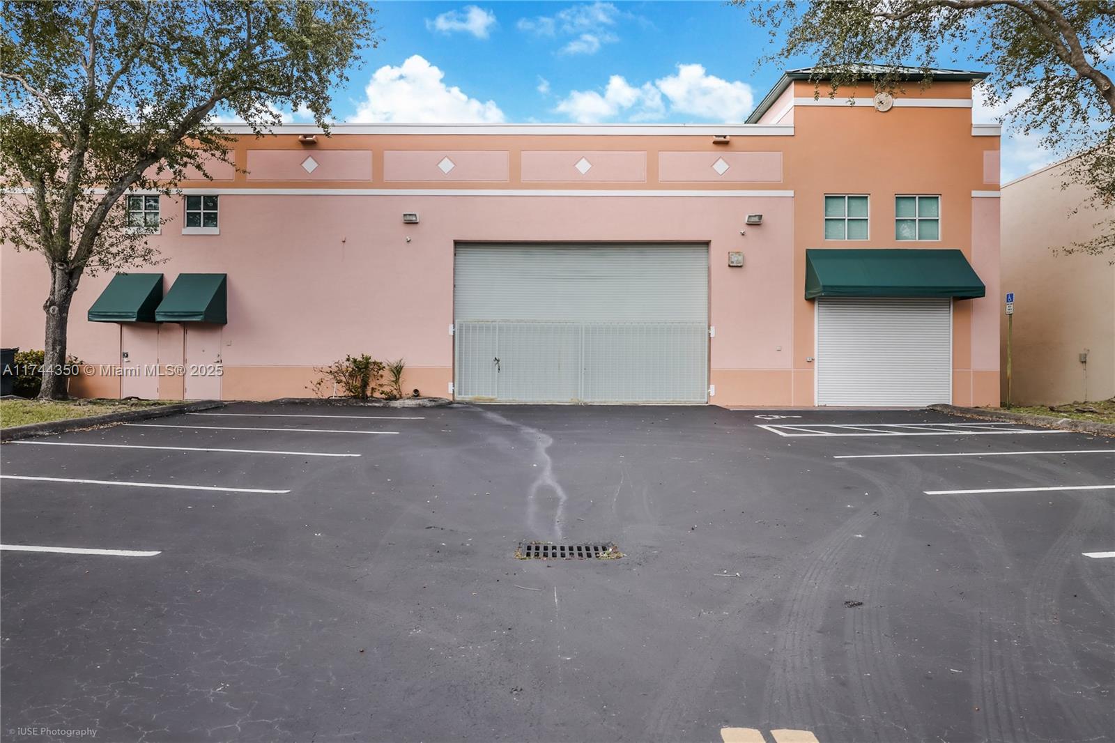 8475 NW 29th St