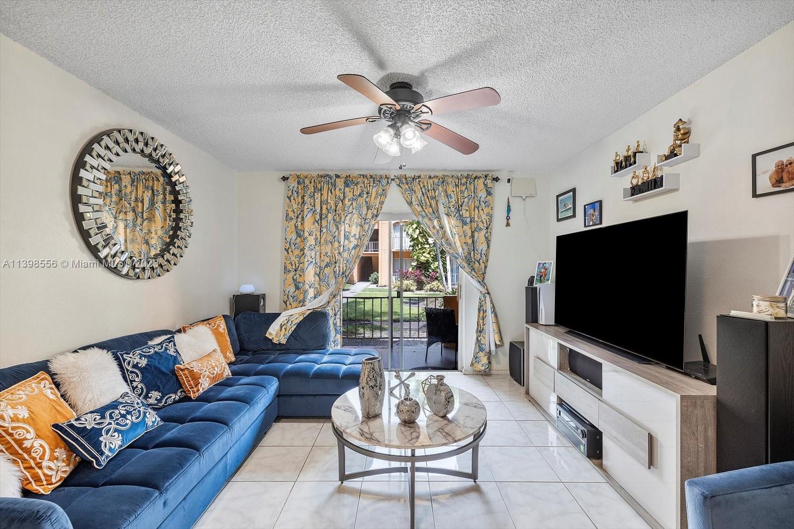 VENETIAN GARDENS AT COUNT - Residential