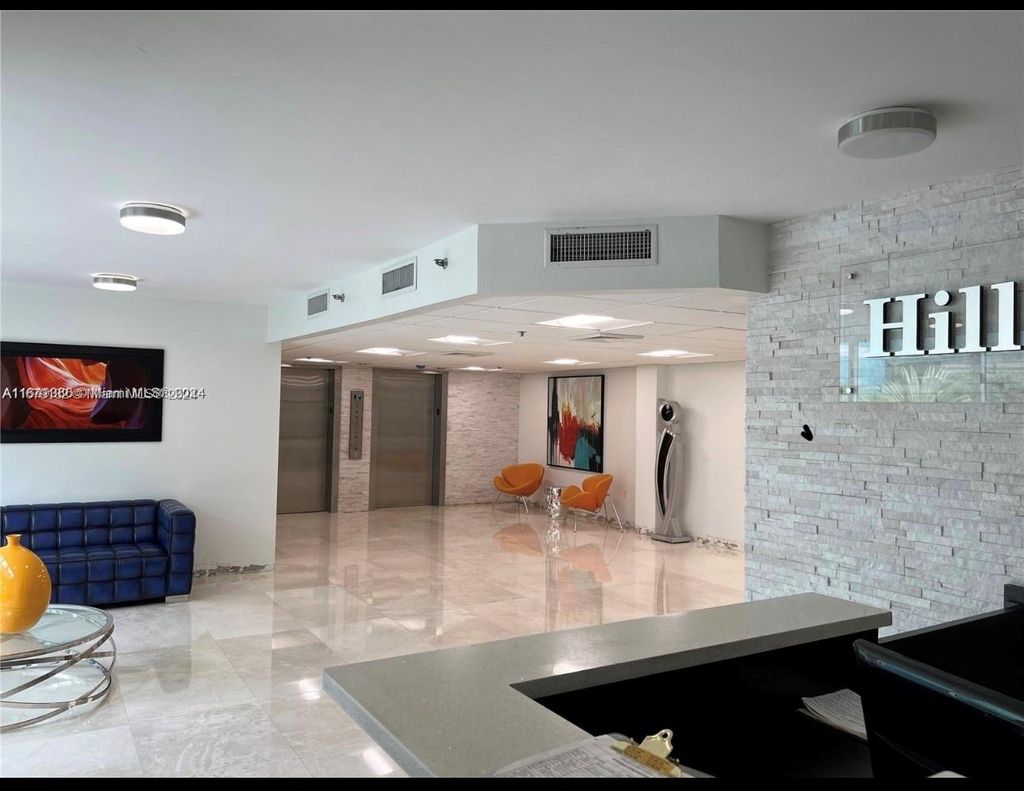 Photo of 919 Hillcrest Dr #303, Hollywood, FL 33021 (MLS # A11679132)