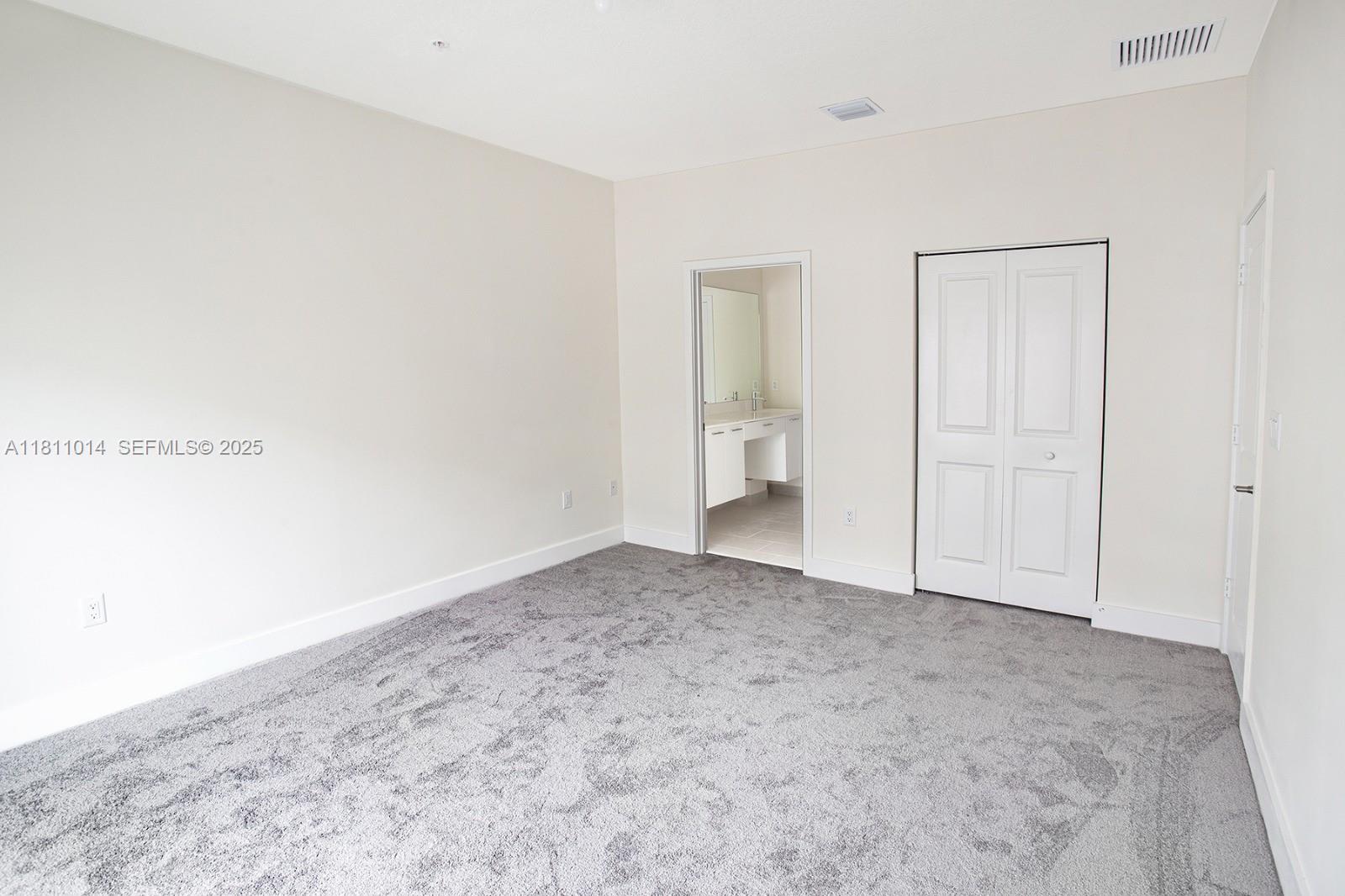 DOWNTOWN DORAL SOUTH PHAS - Residential Lease