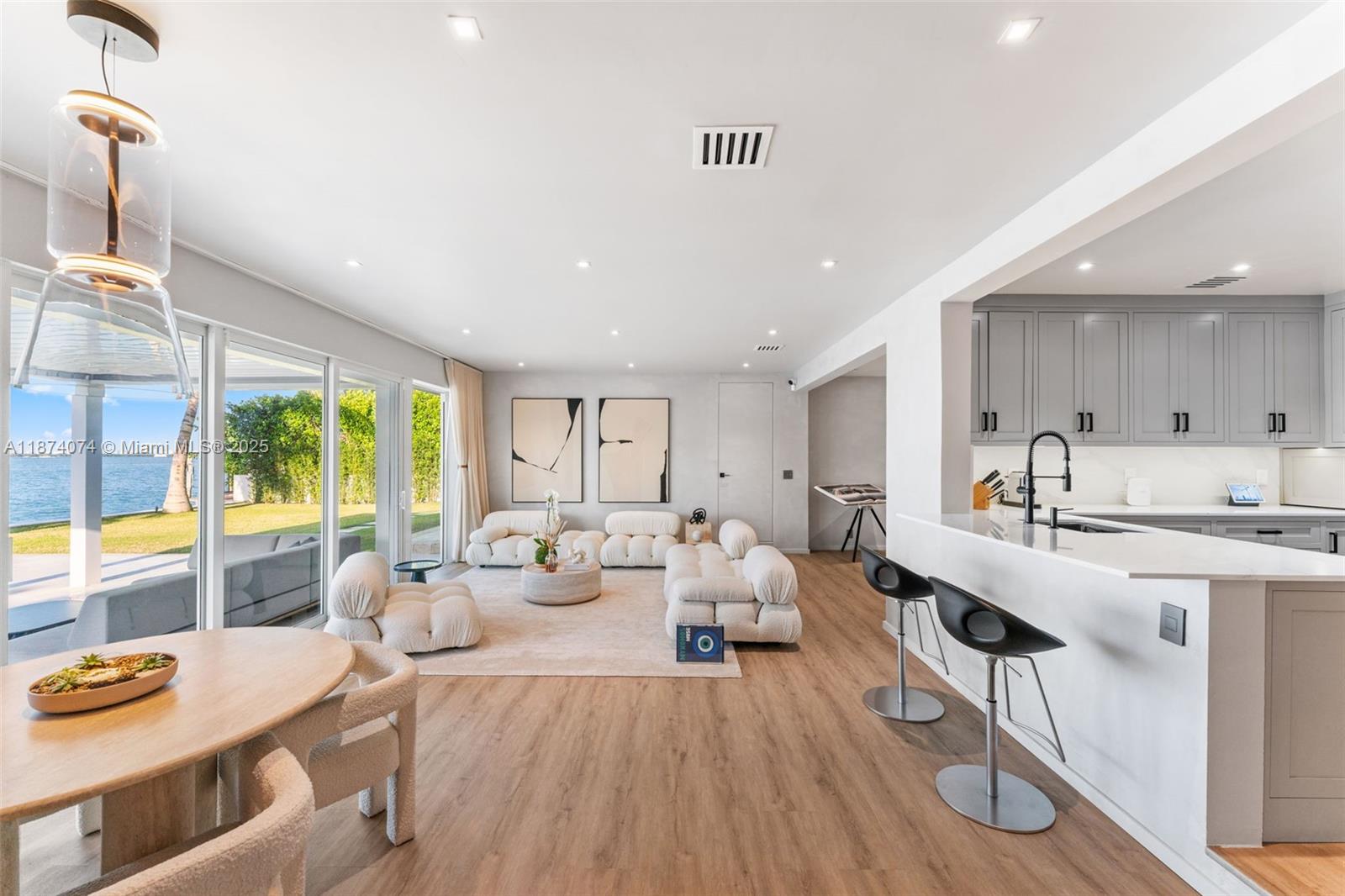 BISCAYNE ISL - Residential