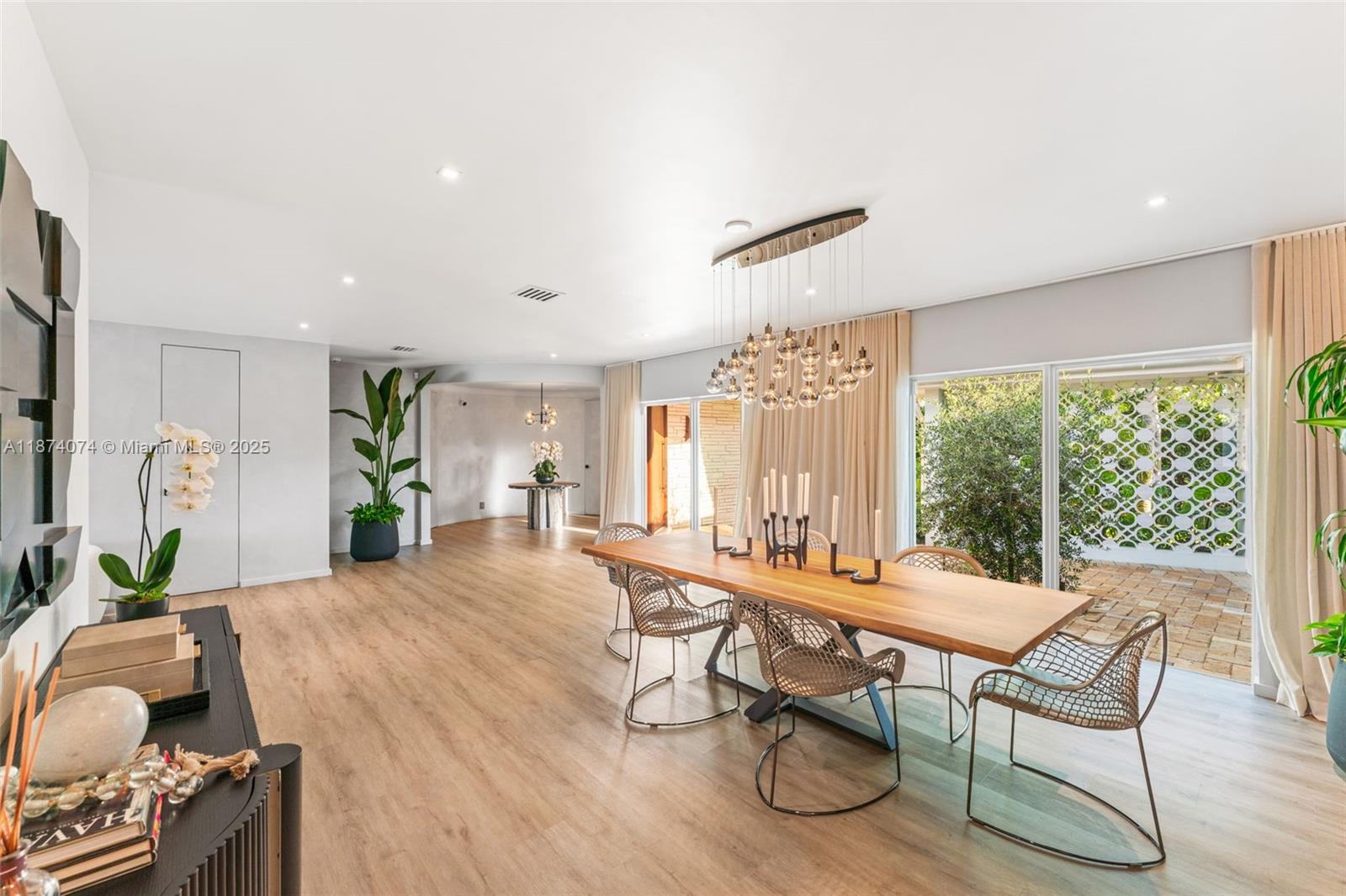 BISCAYNE ISL - Residential
