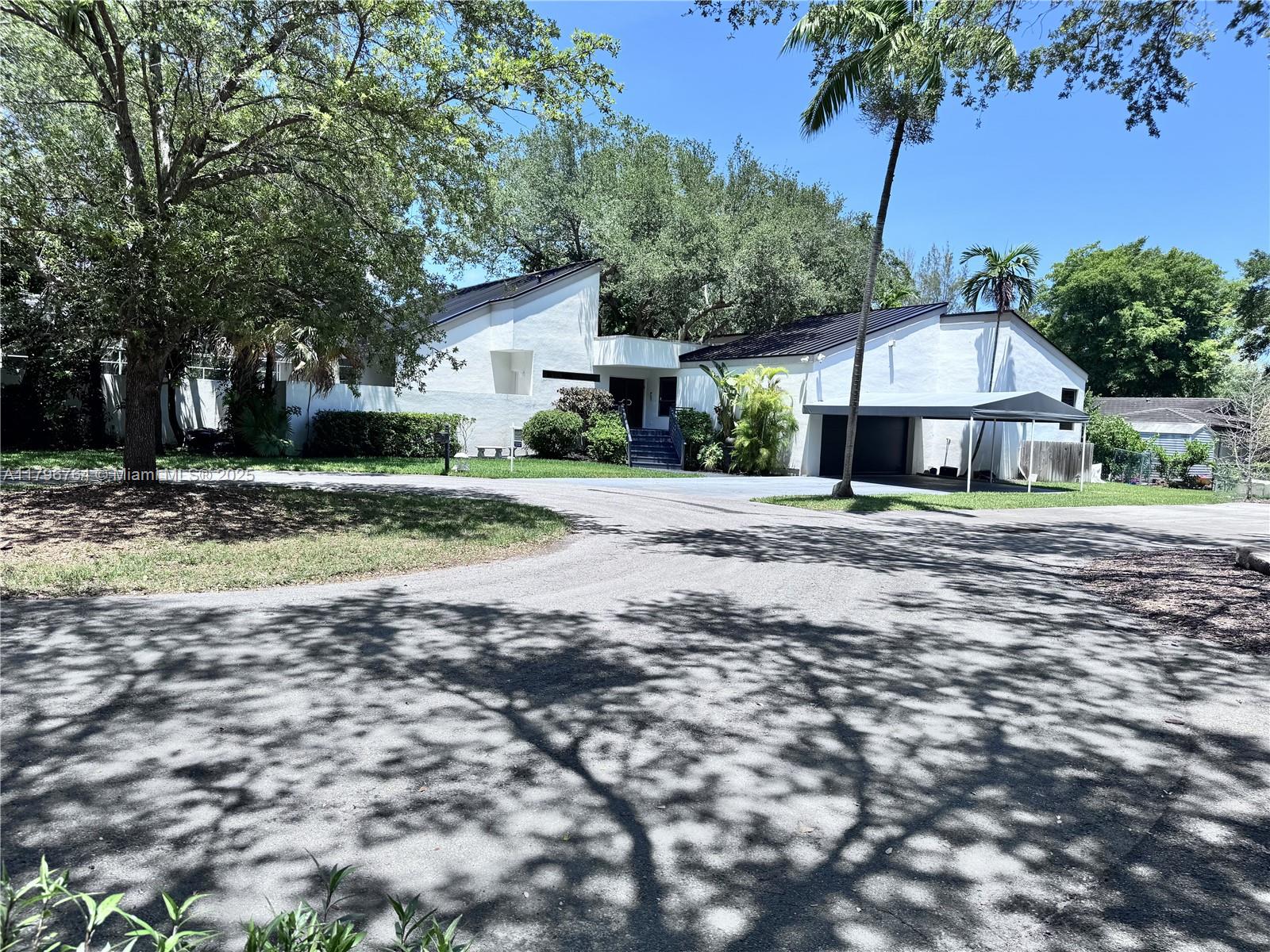 Property for Sale at 7605 Sw 160th Ter, Palmetto Bay, Miami-Dade County, Florida - Bedrooms: 4 
Bathrooms: 3  - $1,750,000
