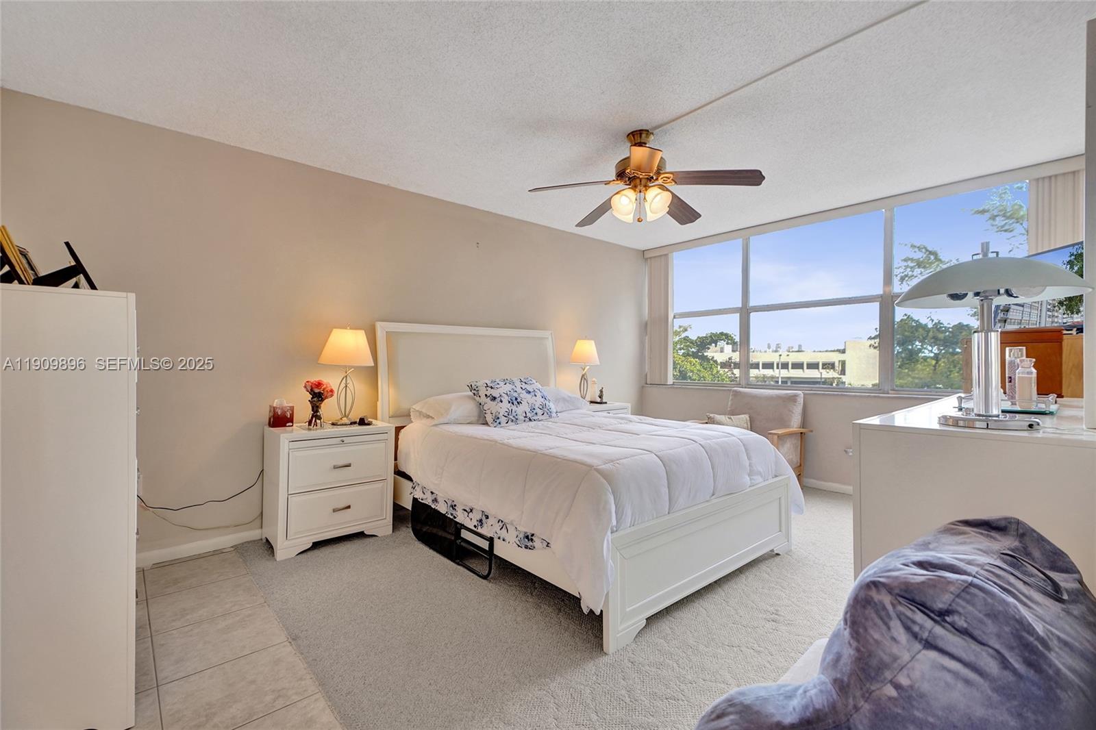 WILSHIRE CONDO - Residential