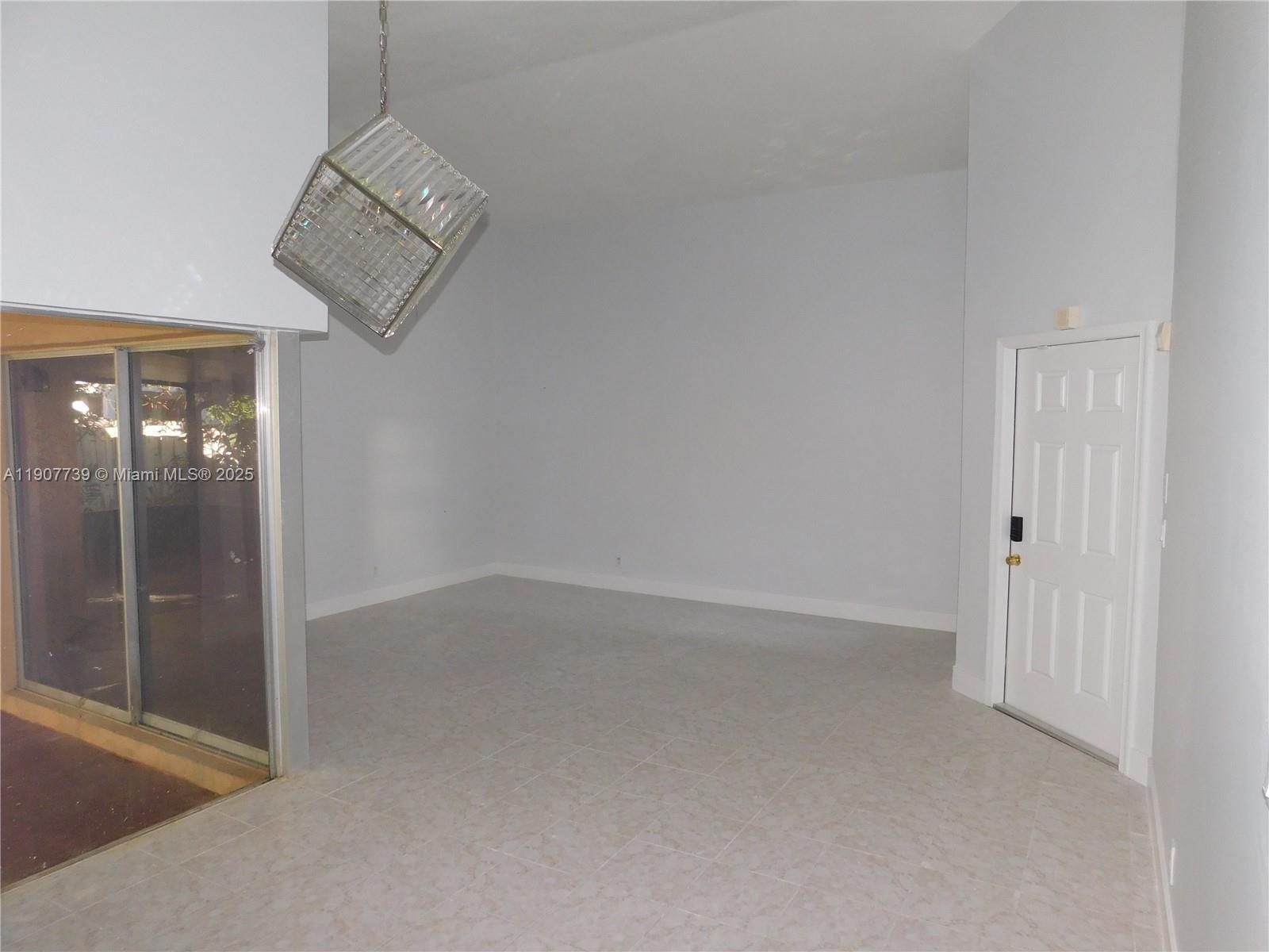 RIVER RUN GARDEN HOMES - Residential Lease