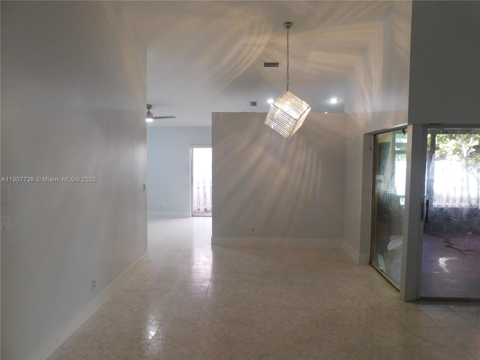 RIVER RUN GARDEN HOMES - Residential Lease