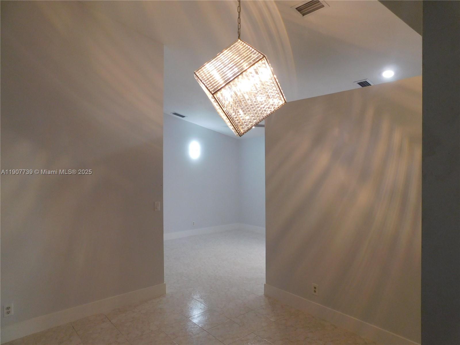 RIVER RUN GARDEN HOMES - Residential Lease