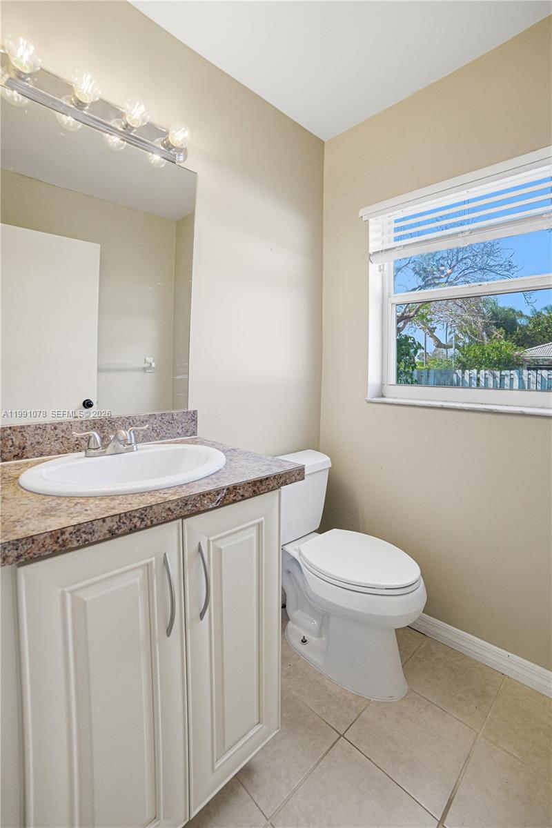 LAKE CHARLESTON TR H - Residential