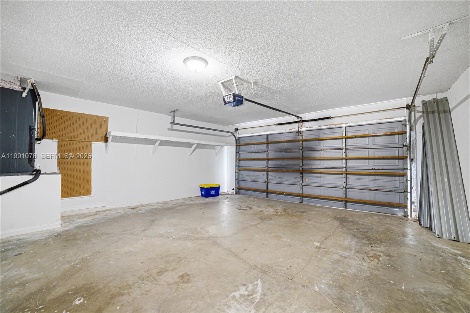 LAKE CHARLESTON TR H - Residential