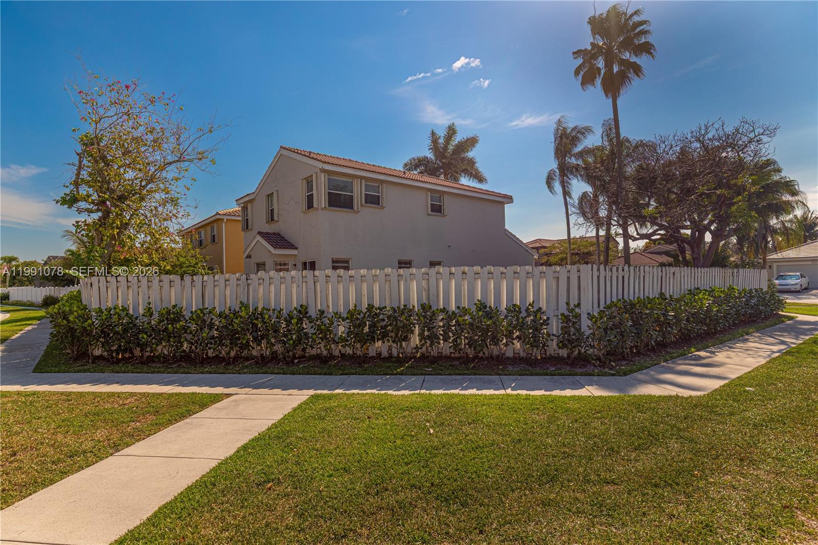 LAKE CHARLESTON TR H - Residential