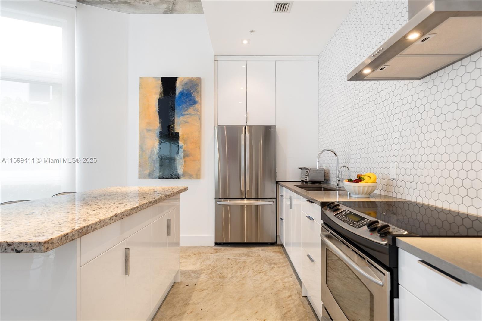 2001 Meridian Ave 510