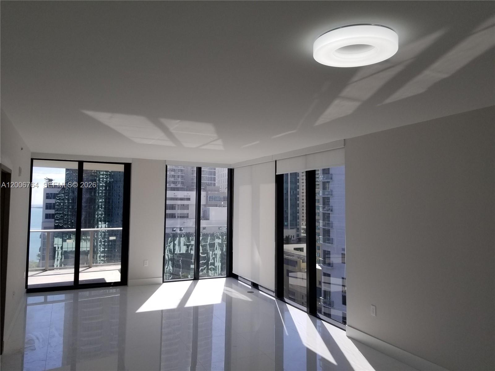 1010 Brickell Ave 3205