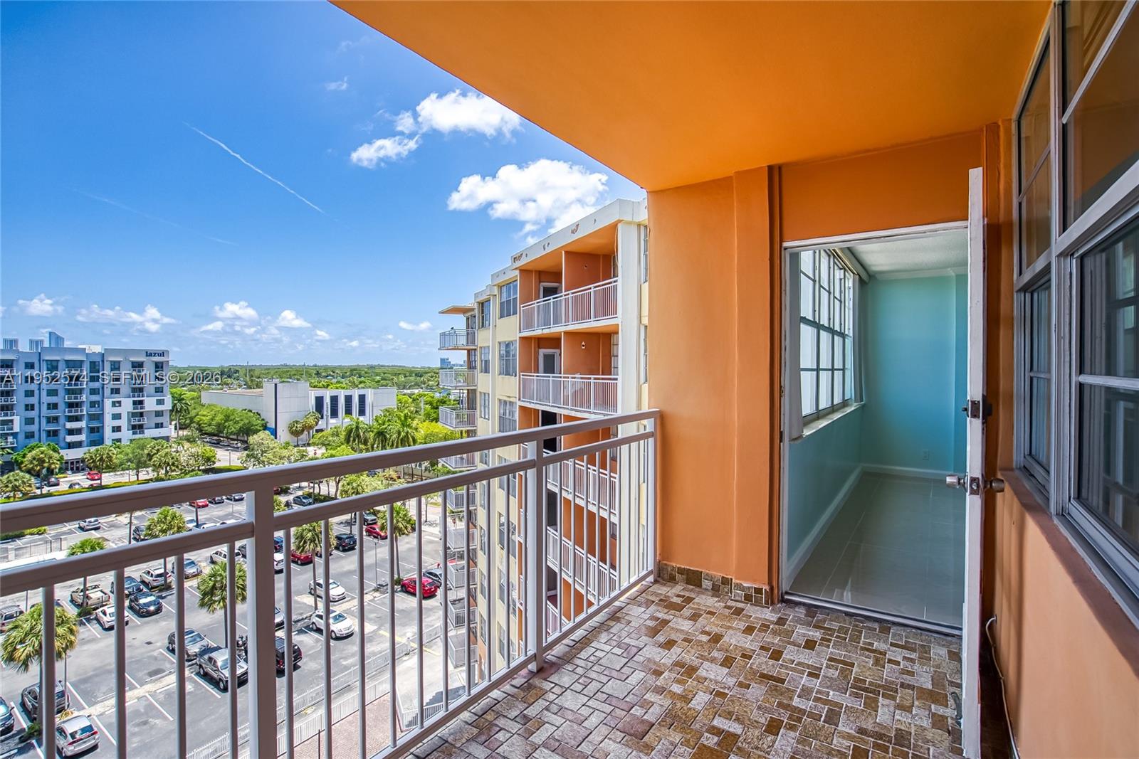 CRESTVIEW TOWERS CONDO - Residential Lease