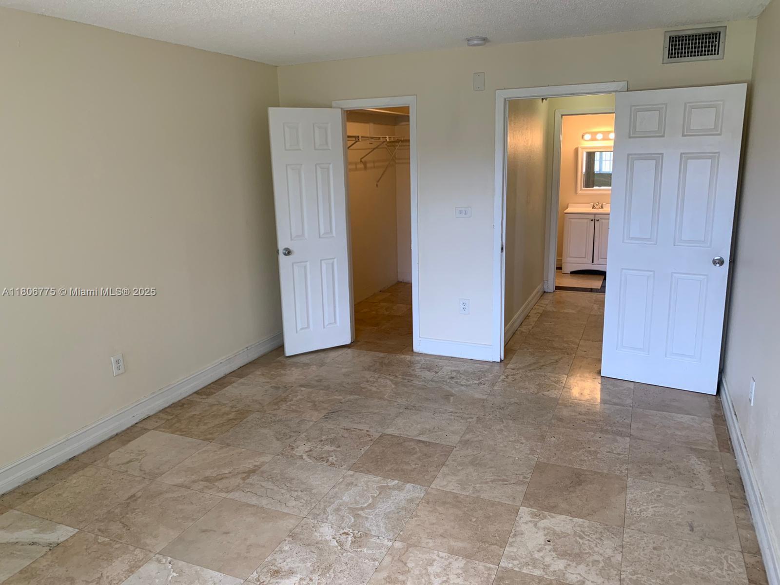 505 Nw 177th St 211, Miami Gardens, Broward County, Florida - 2 Bedrooms  
1 Bathrooms - 