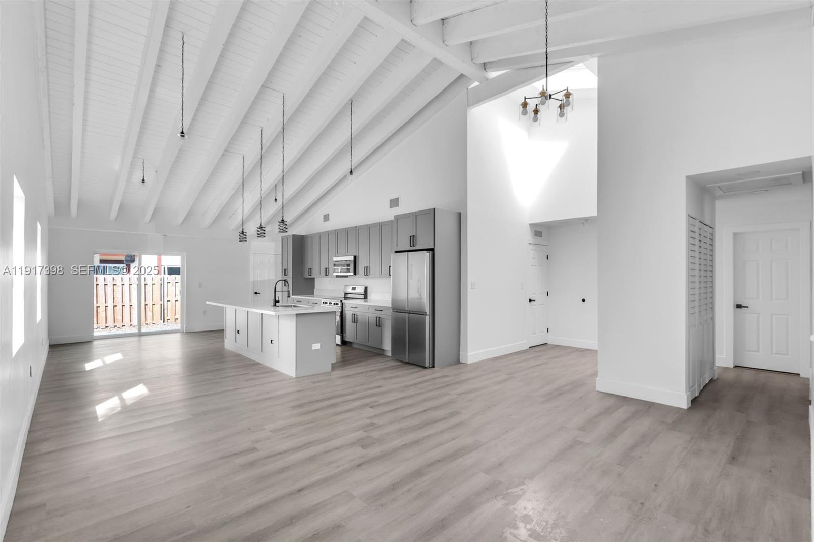 SUNRISE GOLF VILLAGE NORT - Residential